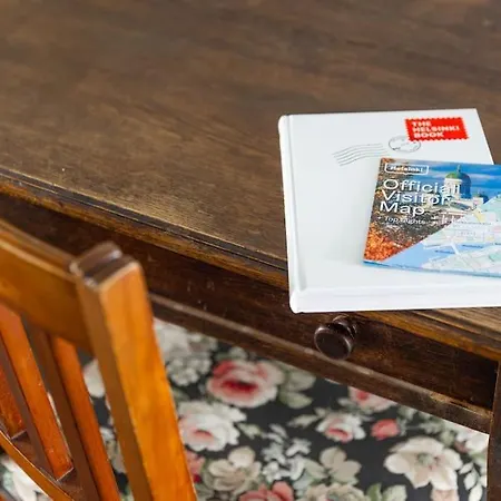 Spacious On Tranquil Courtyard Apartment Helsinki