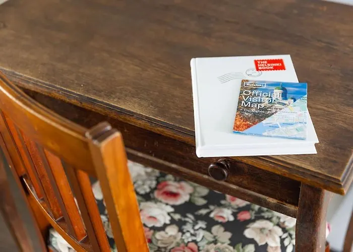 Spacious On Tranquil Courtyard Apartment Helsinki